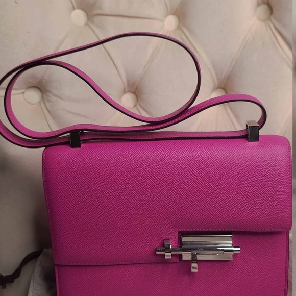 Authentic Hermes Verrou 23 magnolia epsom SHW - Picture 4 of 11